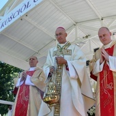 Abp Galbas: Musimy uważać, by w imię jakiejś ultragrzeczności nie zredukować misji Kościoła jedynie do „przytulanki” 