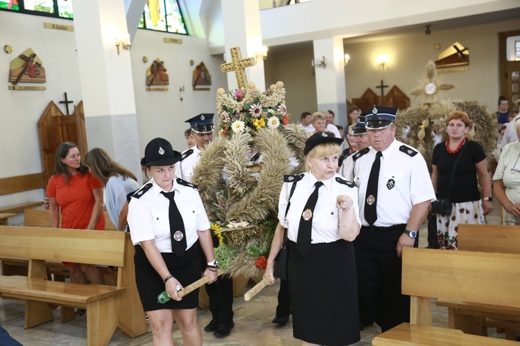 Wieńce z sanktuarium w Borkach