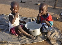 UNICEF: konflikt w Sudanie ma katastrofalne skutki dla dzieci