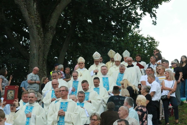 Uroczystości u Matki Bożej Kębelskiej