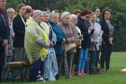 Msza św. za Bielsko-Białą pod Krzyżem na Trzech Lipkach - 2023