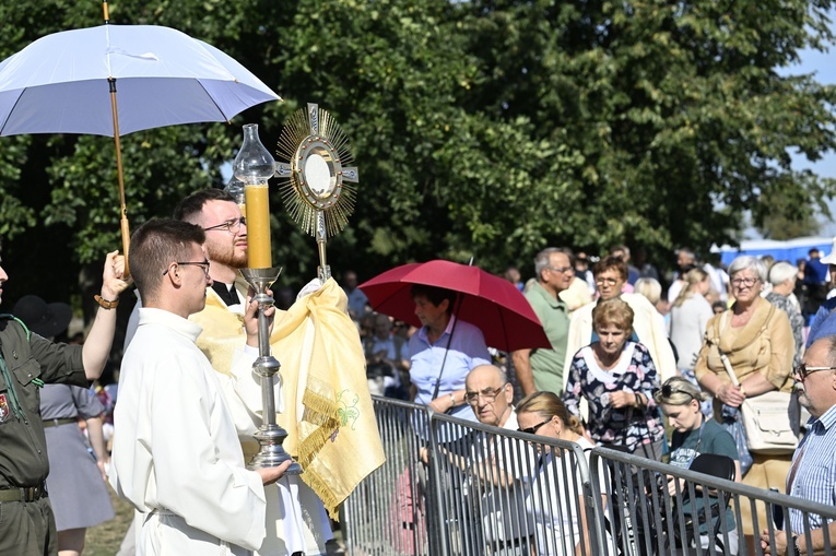 Uroczystości w Skrzatuszu, cz. 1