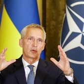 Szef NATO Stoltenberg w Kijowie: Rosja walczy na Ukrainie o imperialne złudzenia