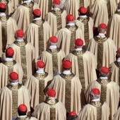 Kardynałowie – najbliżsi współpracownicy papieża