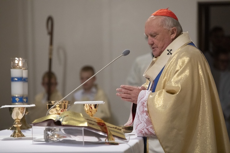 Sanktuarium Matki Bożej Różańcowej - Pośredniczki Wszelkich Łask w Piasecznie