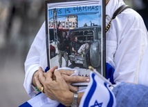 Izrael/ Wojsko: potwierdziliśmy tożsamość 97 zakładników przetrzymywanych przez Hamas