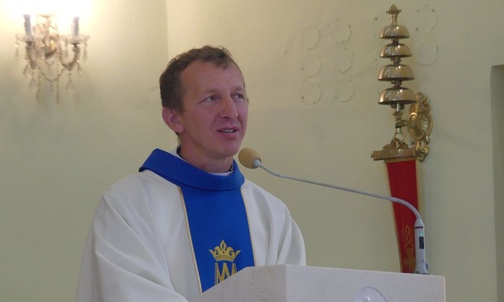 Ks. Jarosław Krutak - administrator parafii w Godziszce.
