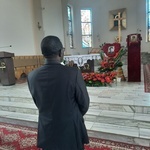 Biskup z Konga odwiedza Kościół tarnowski