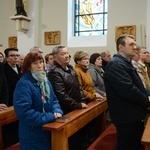 Poświęcenie ołtarza w kościele parafialnym w Wawelnie