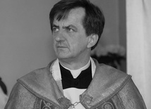 Śp. ks. Jacek Mikulski.