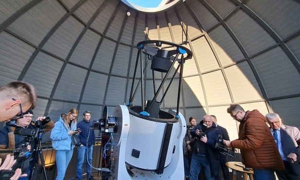 Chorzów. Nowy sprzęt astronomiczny w Planetarium Śląskim