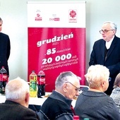 ▲	Z wolontariuszami spotkali się bp Jacek Jezierski i dyrektor Caritas Diecezji Elbląskiej ks. Wojciech Borowski.