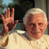 Benedykt XVI przejdzie do historii, jak Tomasz czy Newman