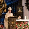 Mszy św. przewodniczył świętujący rocznicę święceń bp Wiesław Szlachetka. 