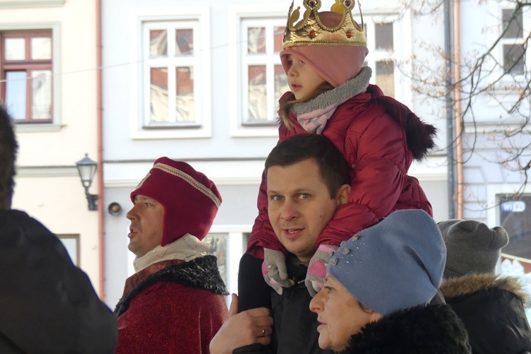 Orszak Trzech Króli w Bielsku-Białej 2023 - na Rynku