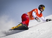 PŚ w snowboardzie - zwycięstwo Kwiatkowskiego w szwajcarskim Scuol 
