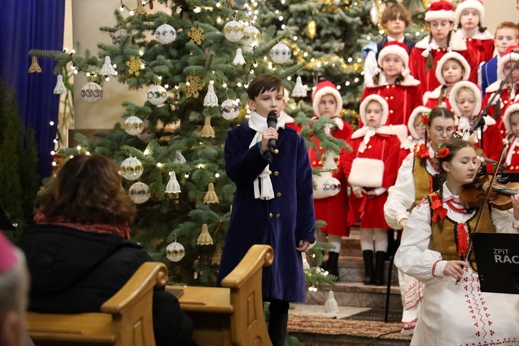 Koncert kolęd i pastorałek w wykonaniu zespołu "Racławice"