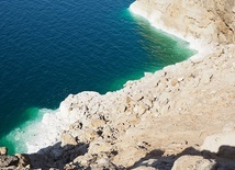 Wokół Morza Martwego gromadzą się wielkie ilości soli, która jednak nie nadaje się do jedzenia