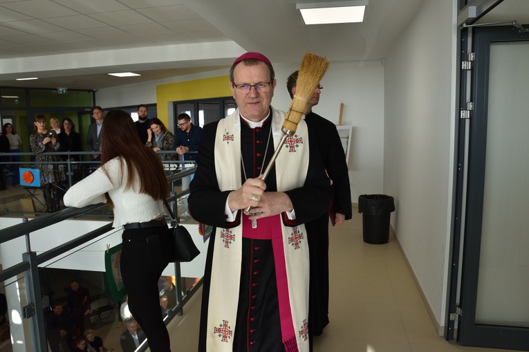 W Pruszczu Gdańskim otwarto nową siedzibę szkoły katolickiej