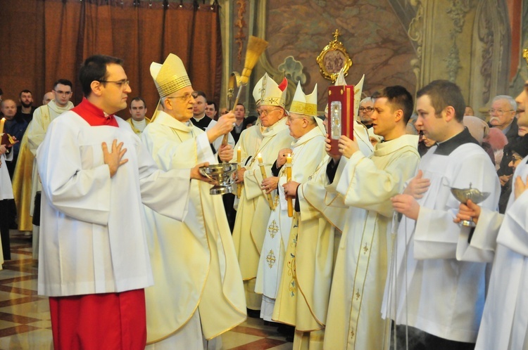Dzień Życia Konsekrowanego i jubileusz święceń biskupich