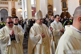 Biskup dziękuje osobom konsekrowanym