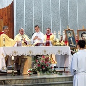 	Msza św. w kościele NMP Matki Kościoła w Zabrzu-Helence.
