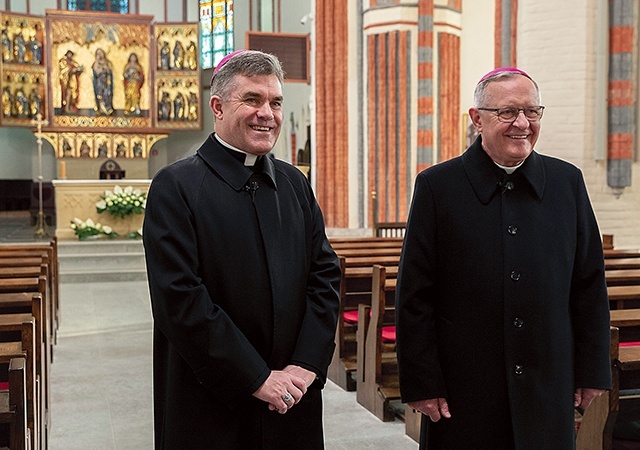 Bp Zbigniew Zieliński i bp Edward Dajczak wspólnie zachęcają do udziału w tym ważnym dla diecezji wydarzeniu.