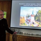 ▲	Ks. dr Szymon Tracz podczas prezentacji najnowszego przedsięwzięcia muzealnego diecezji.