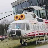 ▲	Jednym ze śmigłowców w zbiorach jest Mi-8 o numerze bocznym 620, który służył papieżowi Janowi Pawłowi II podczas jego pielgrzymek po Polsce.
