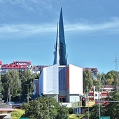Świątynia jest jedną z charakterystycznych budowli w mieście.