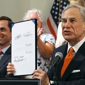 Gubernator Teksasu  Greg Abbott.