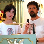 Ania i Michał Batorowie zawierzyli się Bożej opiece.