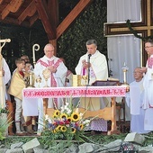 Międzynarodowa Msza św. z udziałem pasterzy przygranicznych diecezji.
