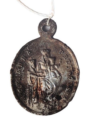 Artefakty odnalezione w miejscach wykopalisk można oglądać na wystawie „Okruchy przeszłości”.