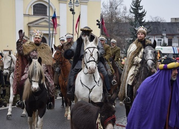 Tysiące uczestników orszaku Trzech Króli