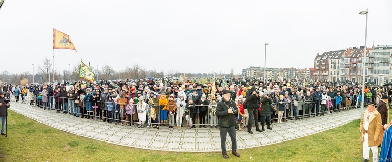 Trzej Królowie na ulicach Głogowa