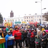 Ulicami Rawy w orszaku wędrowało ponad tysiąc osób. 