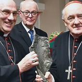 Laudację na cześć uhonorowanego wygłosił abp Wojciech Polak.