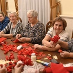 Aktywne seniorki w domu parafialnym w Hałcnowie