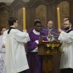 Liturgia stacyjna w Opolu. Msza św. z obrzędem posypania głów popiołem