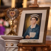 Relikwie bł. Hanny Chrzanowskiej odwiedziły świdnicką katedrę