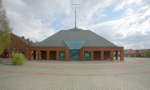 Kościół Matki Kościoła Niepokalanej Jutrzenki Wolności w Katowicach - Brynowie