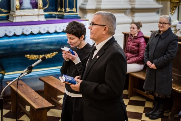 Formację w Świeckim Zakonie Karmelitów Bosych podjęły dwie nowe osoby.