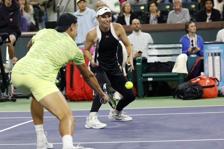 Turniej WTA w Indian Wells - siedem mam w "tenisowym raju"