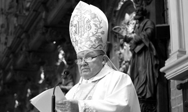 Zmarł arcybiskup senior Marian Gołębiewski