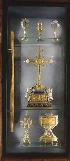Relikwie w bazylice Świętego Krzyża w Jerozolimie.