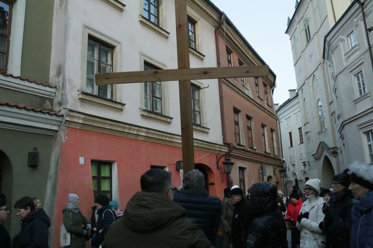 Droga Krzyżowa KWC ulicami lubelskiej Starówki.