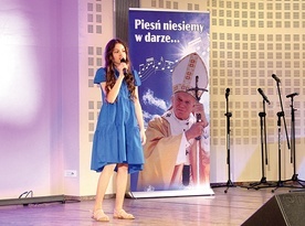 	Występ podczas gali w Centrum Edukacyjnym im. Jana Pawła II w Gliwicach w zeszłym roku. 