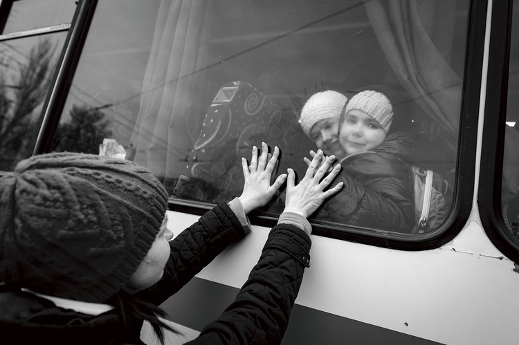 Ewakuacja dzieci i kobiet z Odessy.