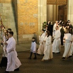 Płock. Wigilia Paschalna w katedrze